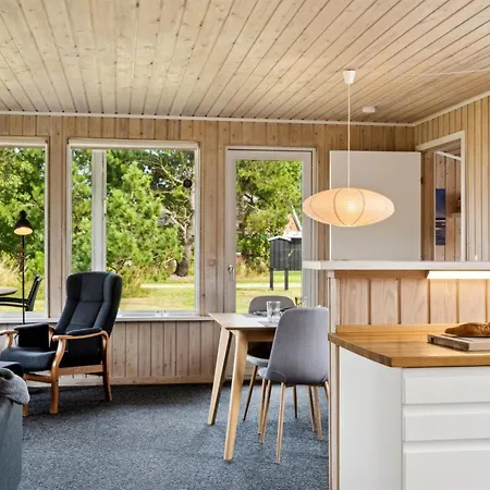 Mirkka - 200m From The Sea By Interhome *