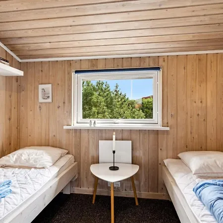 Mirkka - 200m From The Sea By Interhome